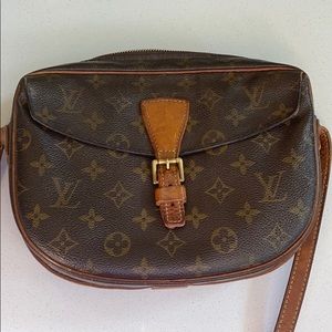 Louis Vuitton Crossbody